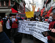 Kadıköy Kalkhedon Migros mağazası önünde DGD-Sen üyesi Migros Depo işçileriyle dayanışma eylemi